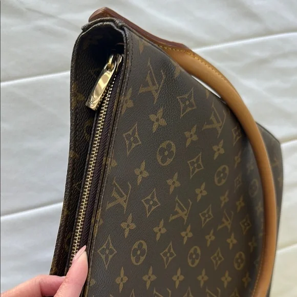 💓Looping Louis Vuitton GM Monogram Canvas Bag✨ - Picture 8 of 16